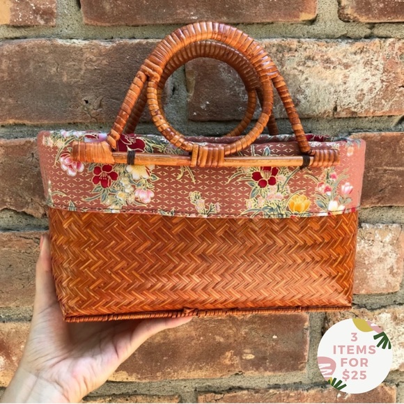 Handbags - 🌟 Floral woven bag